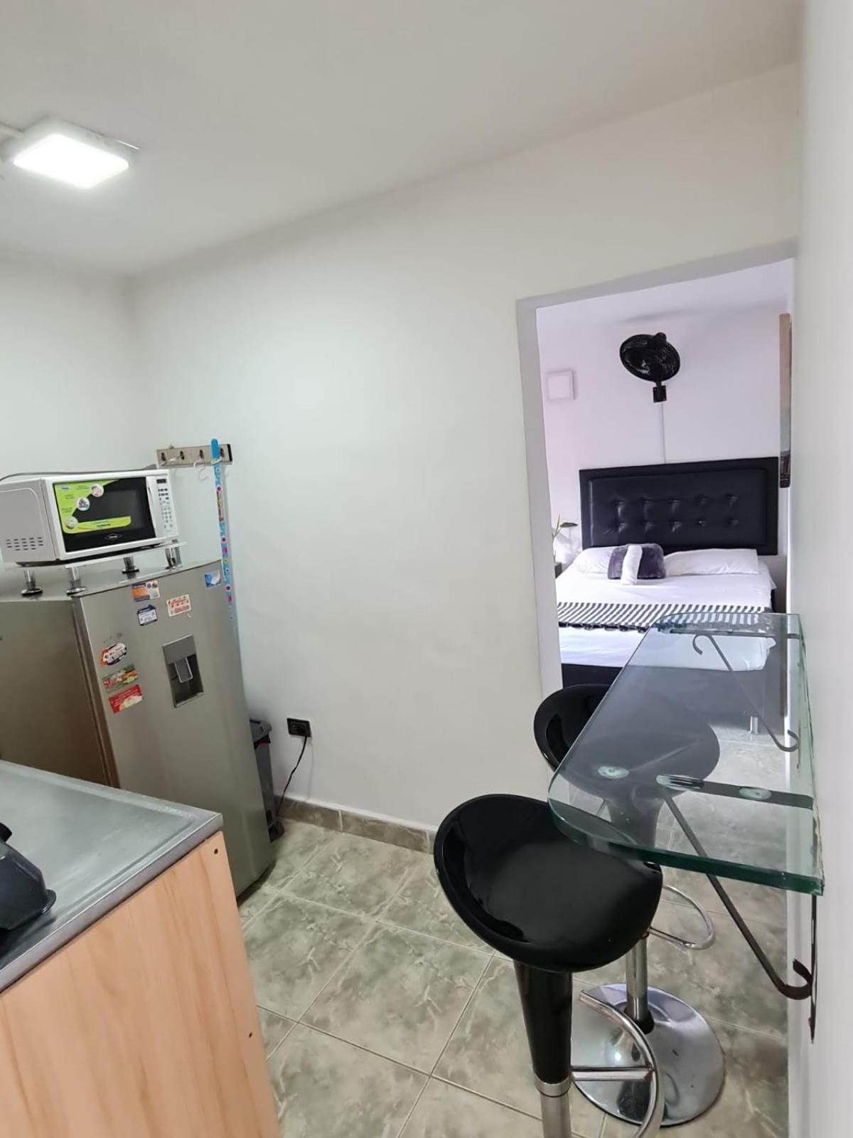 New Cozy Apartment In The Poblado, San Lucas Medellin Ngoại thất bức ảnh