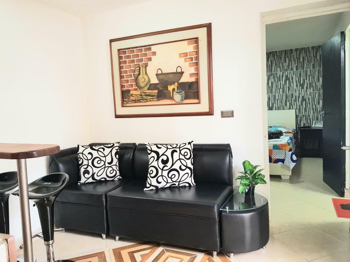 New Cozy Apartment In The Poblado, San Lucas Medellin Ngoại thất bức ảnh