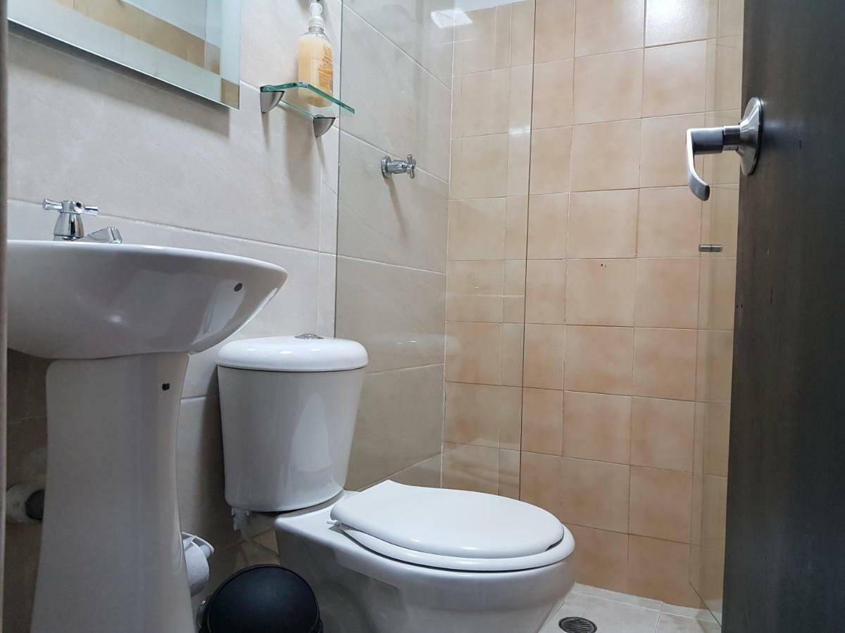 New Cozy Apartment In The Poblado, San Lucas Medellin Ngoại thất bức ảnh